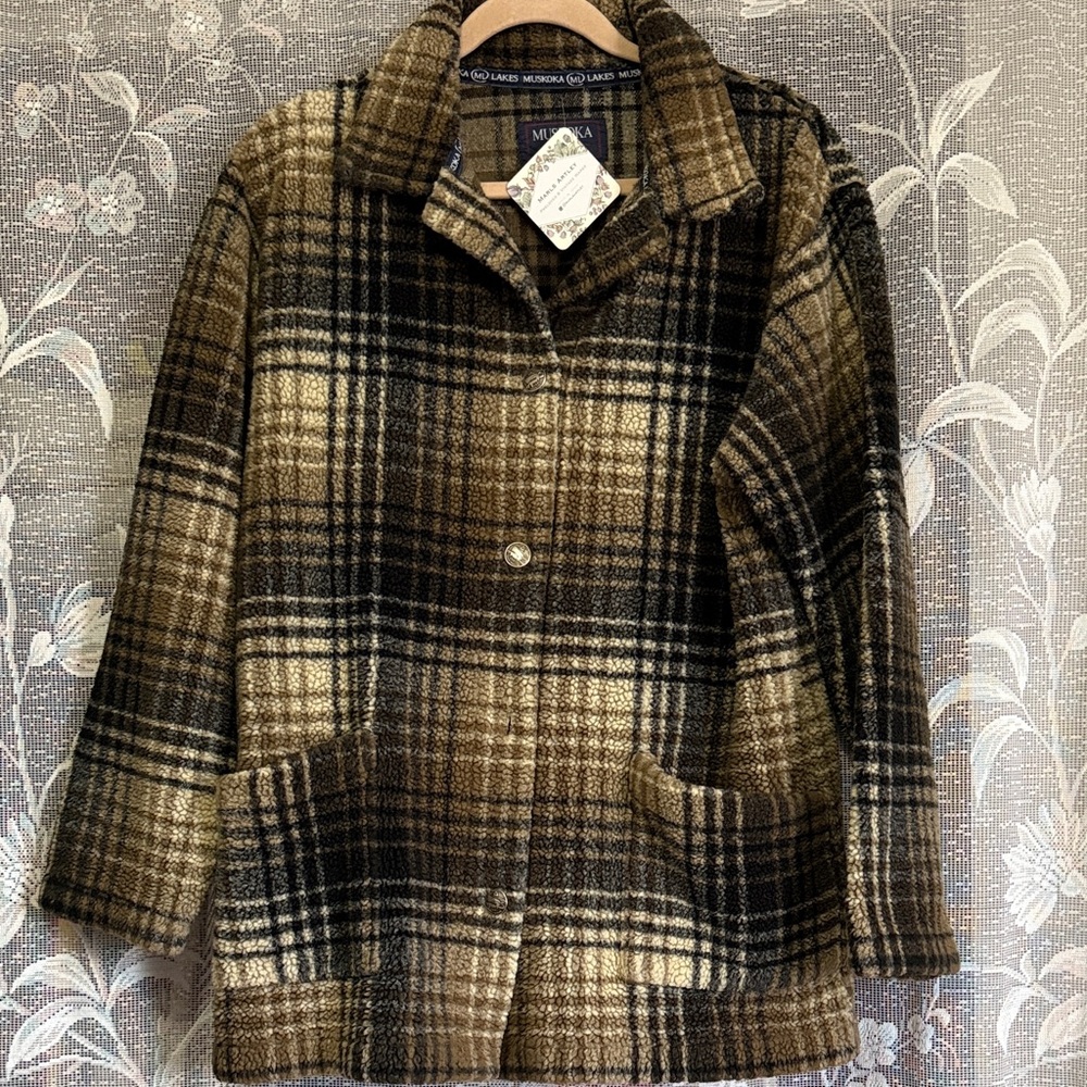 Vintage Muskoka Lakes Sherpa Fleece Jacket